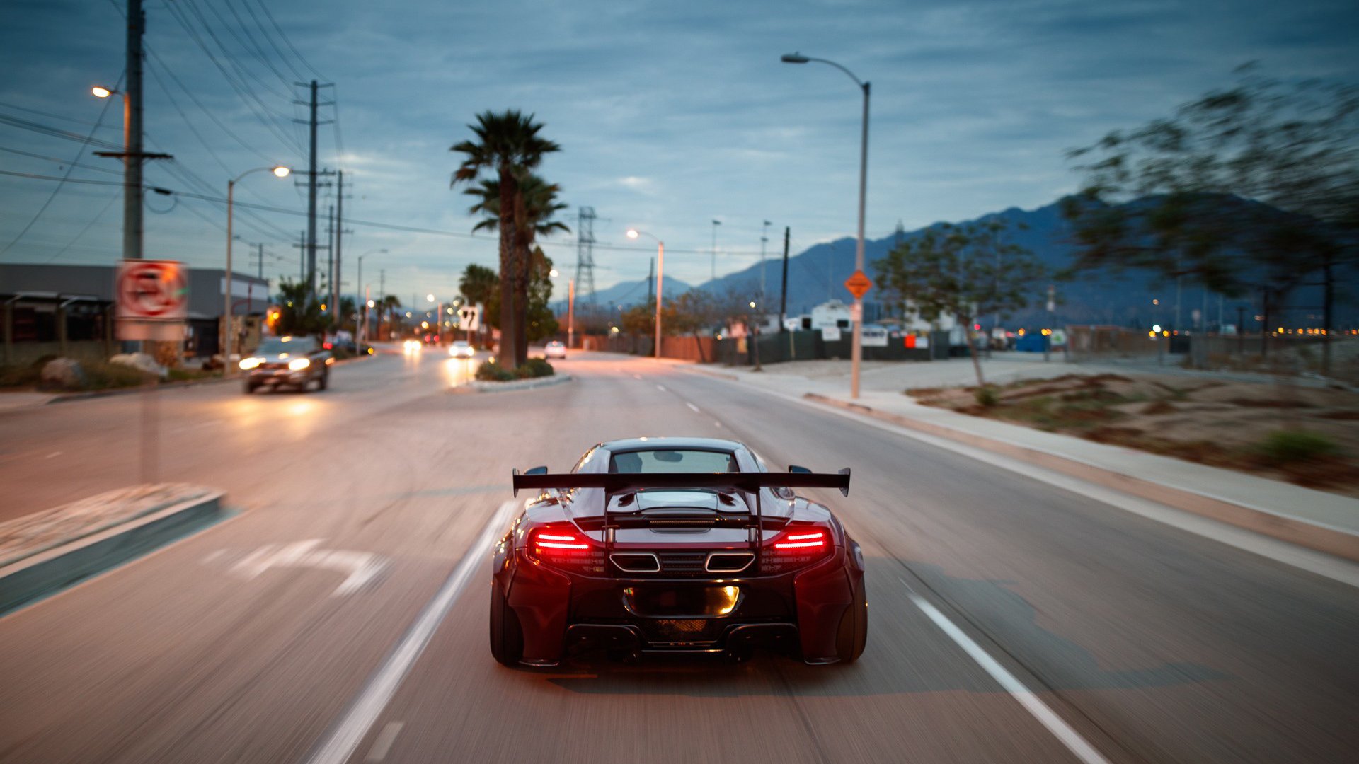 拉齐奥持续控球牵引对方整体移动,拉齐奥的传奇球员