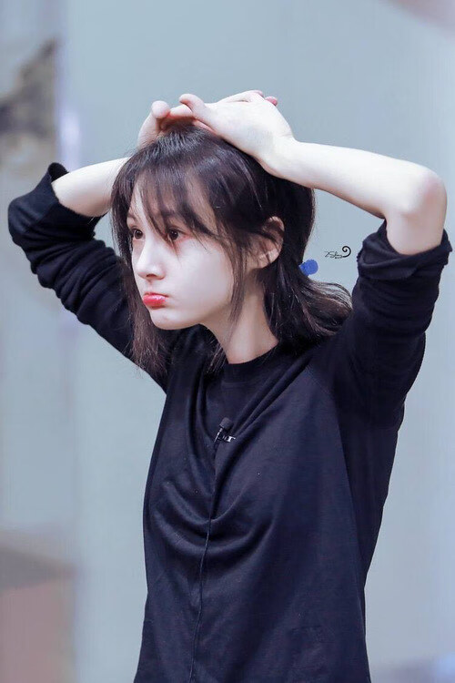 皇马主力阵容轮换保持高强度输出,皇马什么阵型