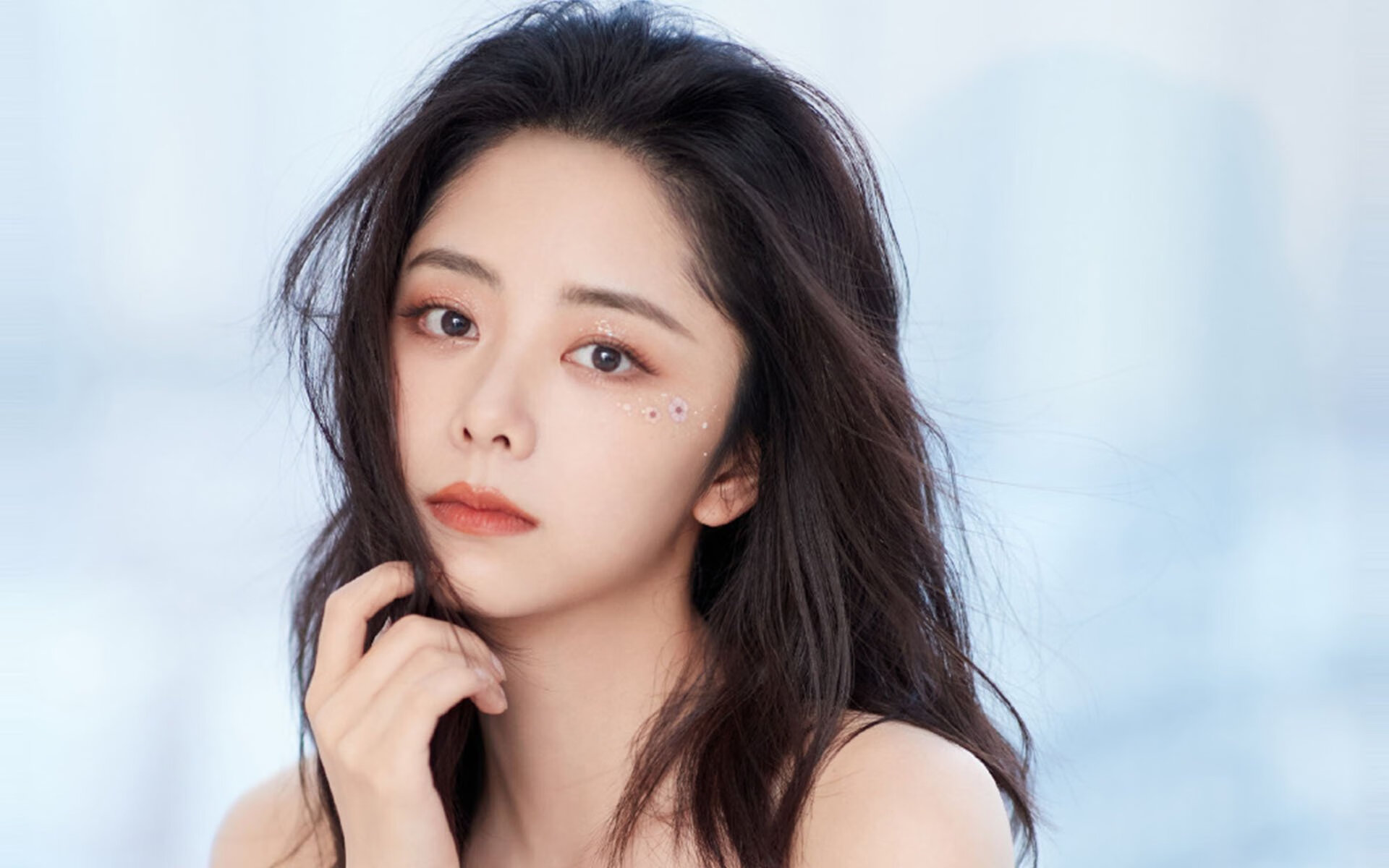 欧洲杯战术变革：令对手难以应对的创新布局，欧洲杯战术机位