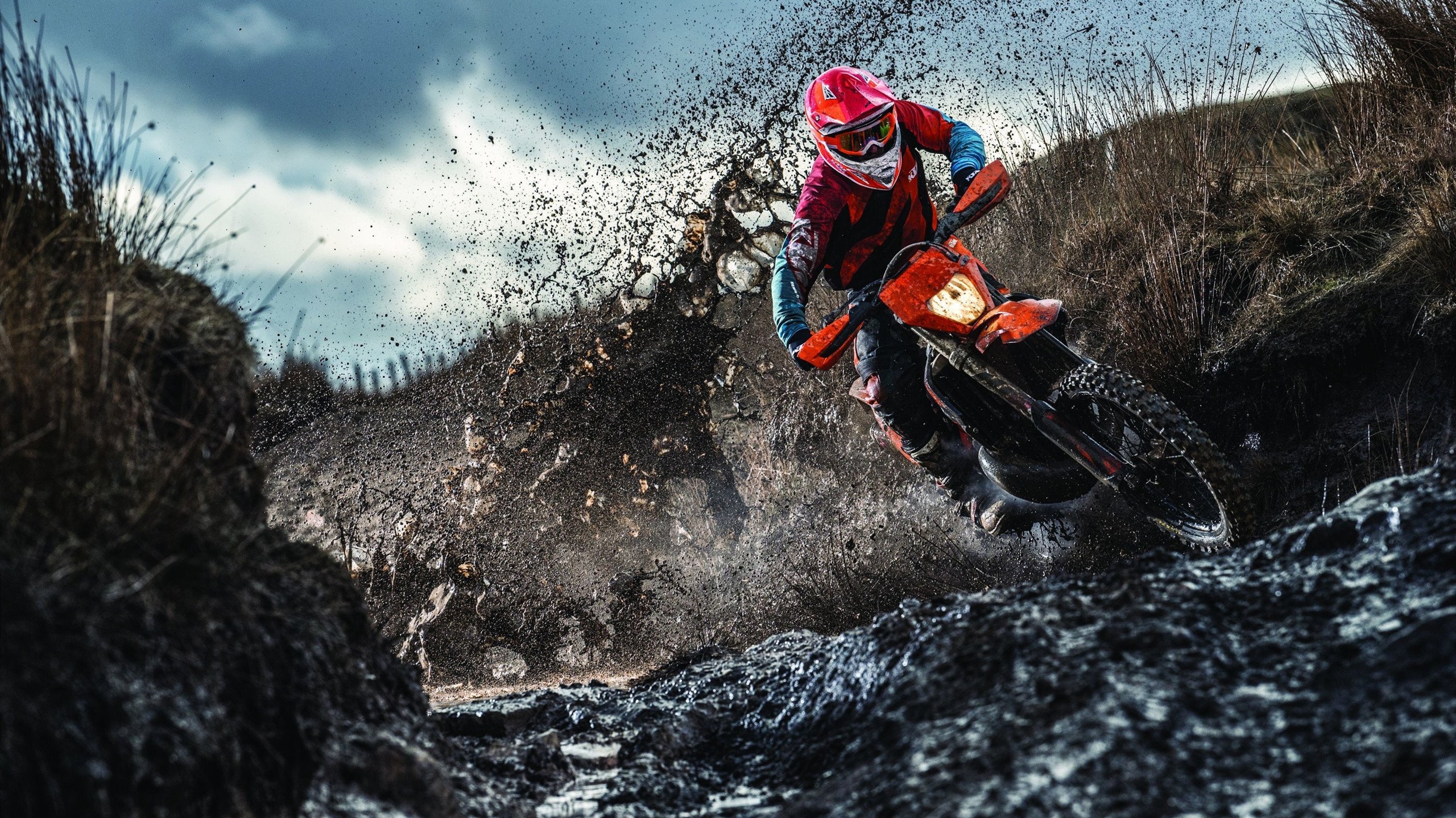 网球青少年训练营引进国际专家团队，网球青少年组排名